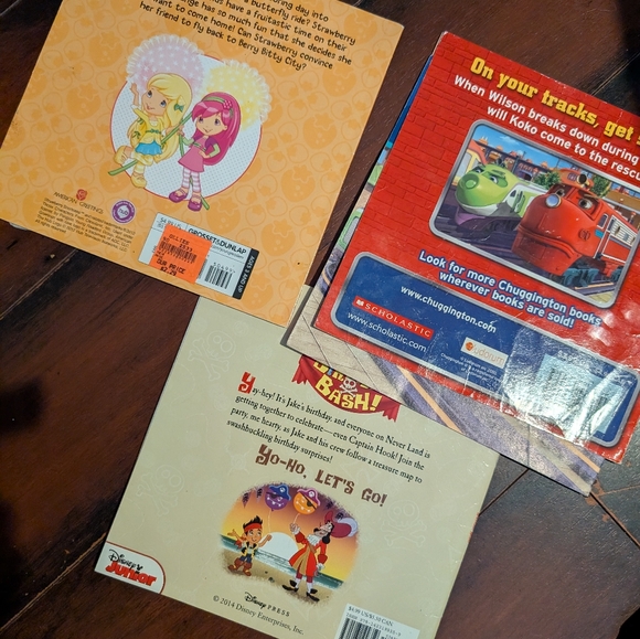 🚫FINAL PRICE🚫 Book Bundle - Picture 2 of 5